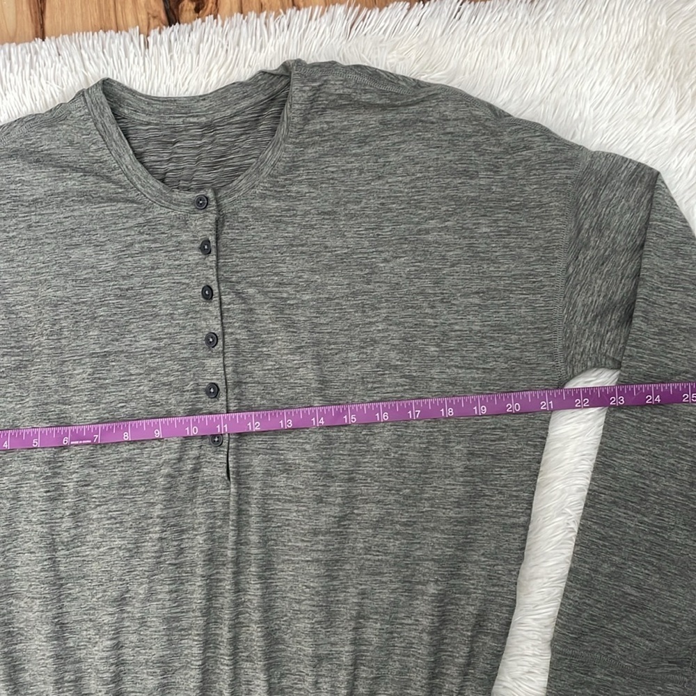 Vuori Lux Henley Jumpsuit Long Sleeve Heathered Grey Medium - Picture 5 of 11